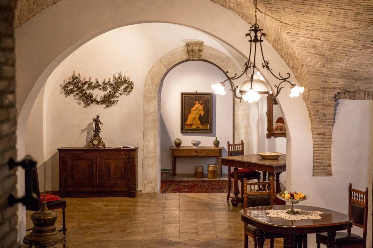 לוצ'רה Le Foglie Di Acanto מראה חיצוני תמונה